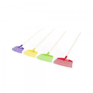 Grebla plastic cu maner din lemn, 78x27x4 cm, Wader 41067 10.084034